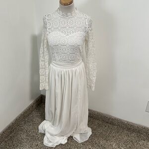 🦢 Club L Crochet Maxi Dress